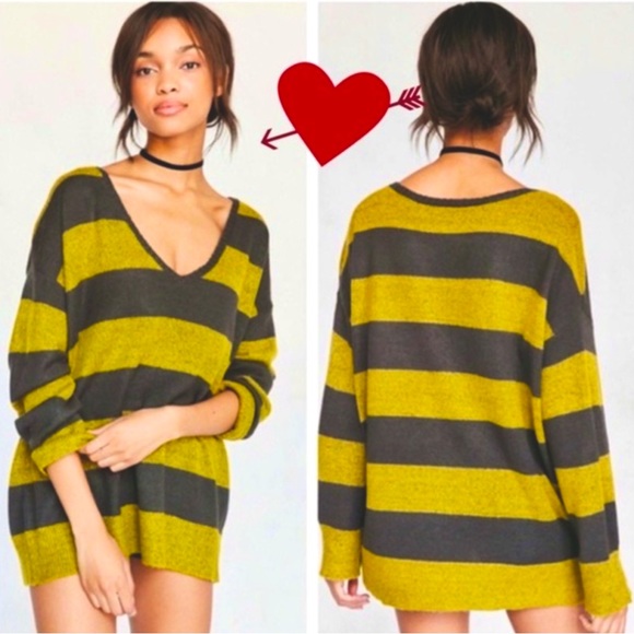 ⭐️ BDG ⭐️VINTAGE OVERSIZED KNIT RELAXED FIT V-NECK PULLOVER SWEATER SIZE XS/S - Picture 11 of 11